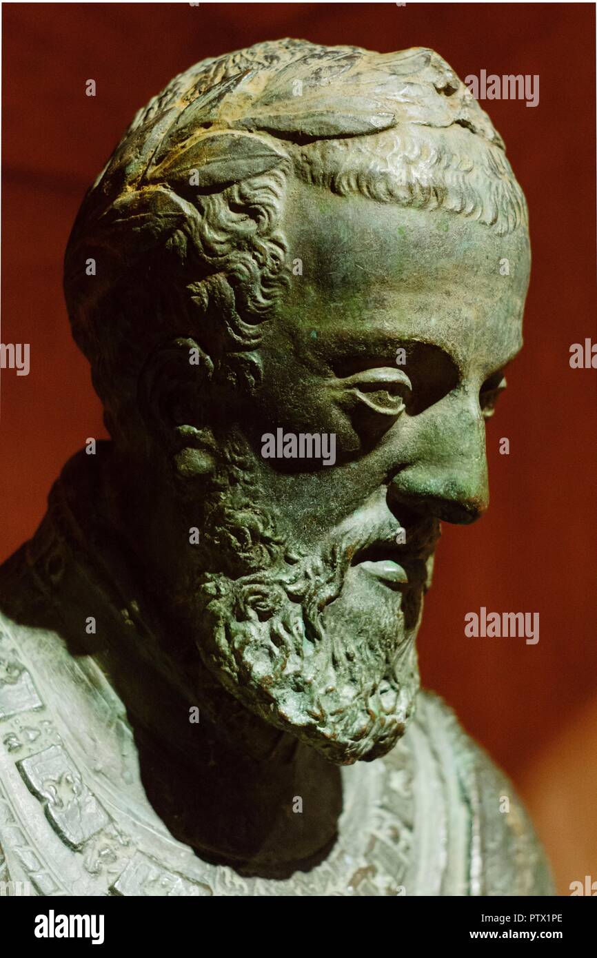 Modelo de bronce hi-res stock photography and images - Alamy