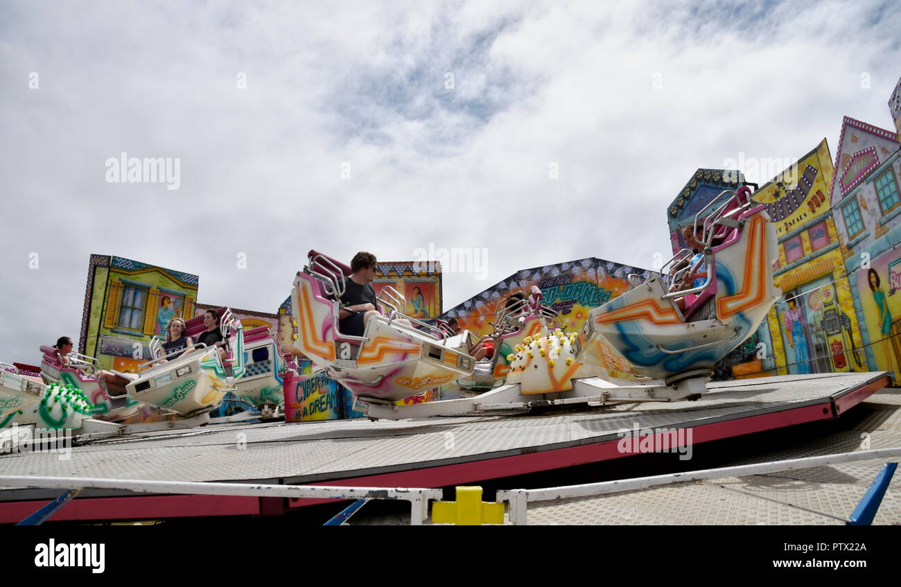 Thrill seekers hires stock photography and images Alamy