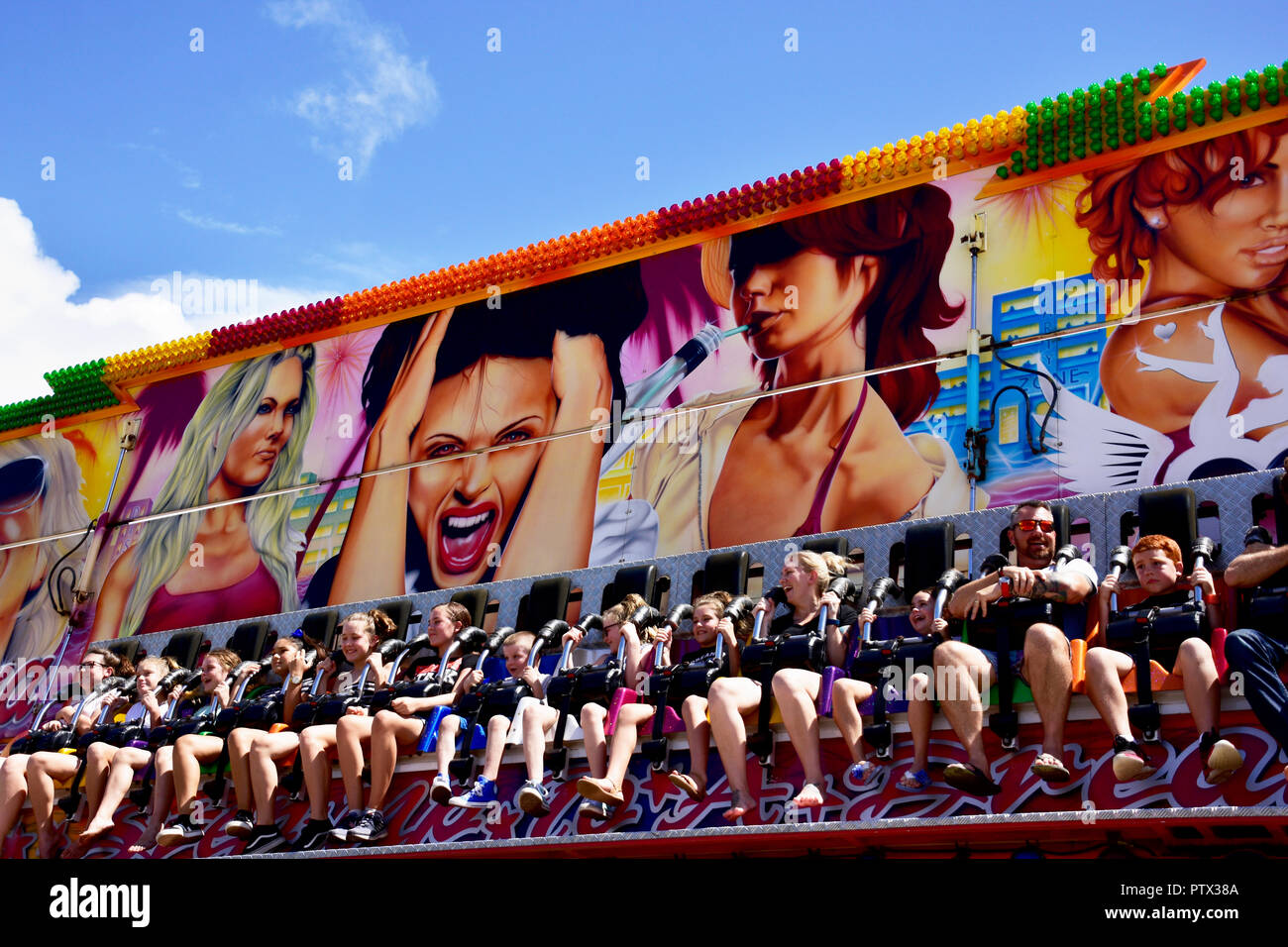 FUN ON SHOW RIDES Stock Photo - Alamy