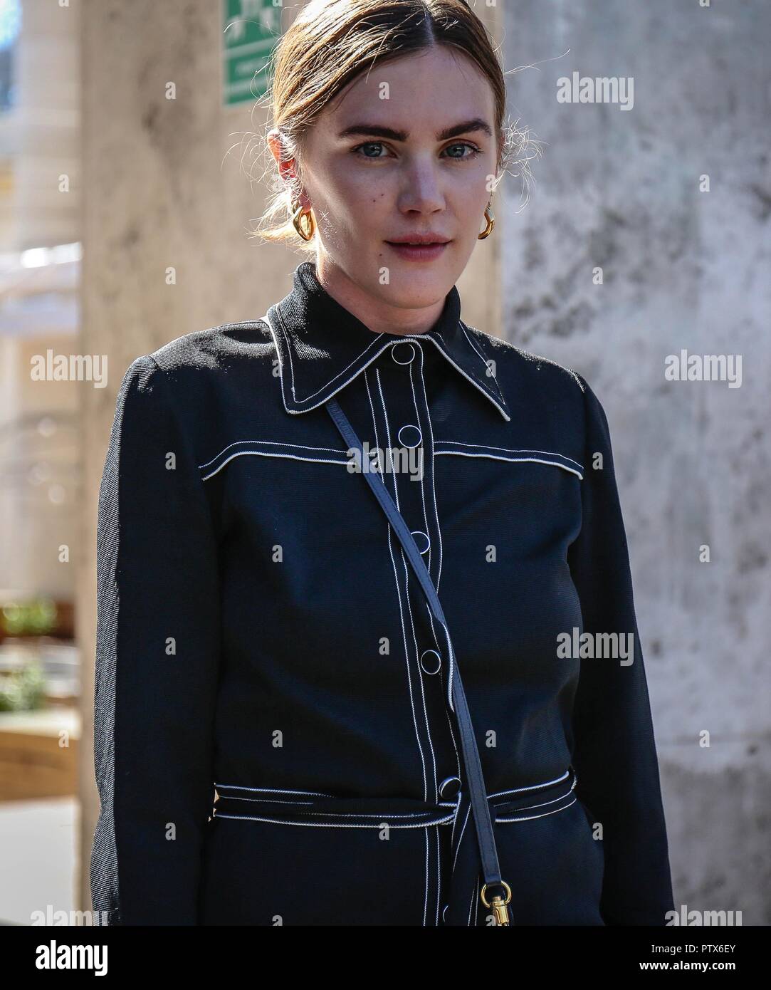 PARIS, France- September 26 2018: Women on the street during the Paris Fashion Week. Stock Photo