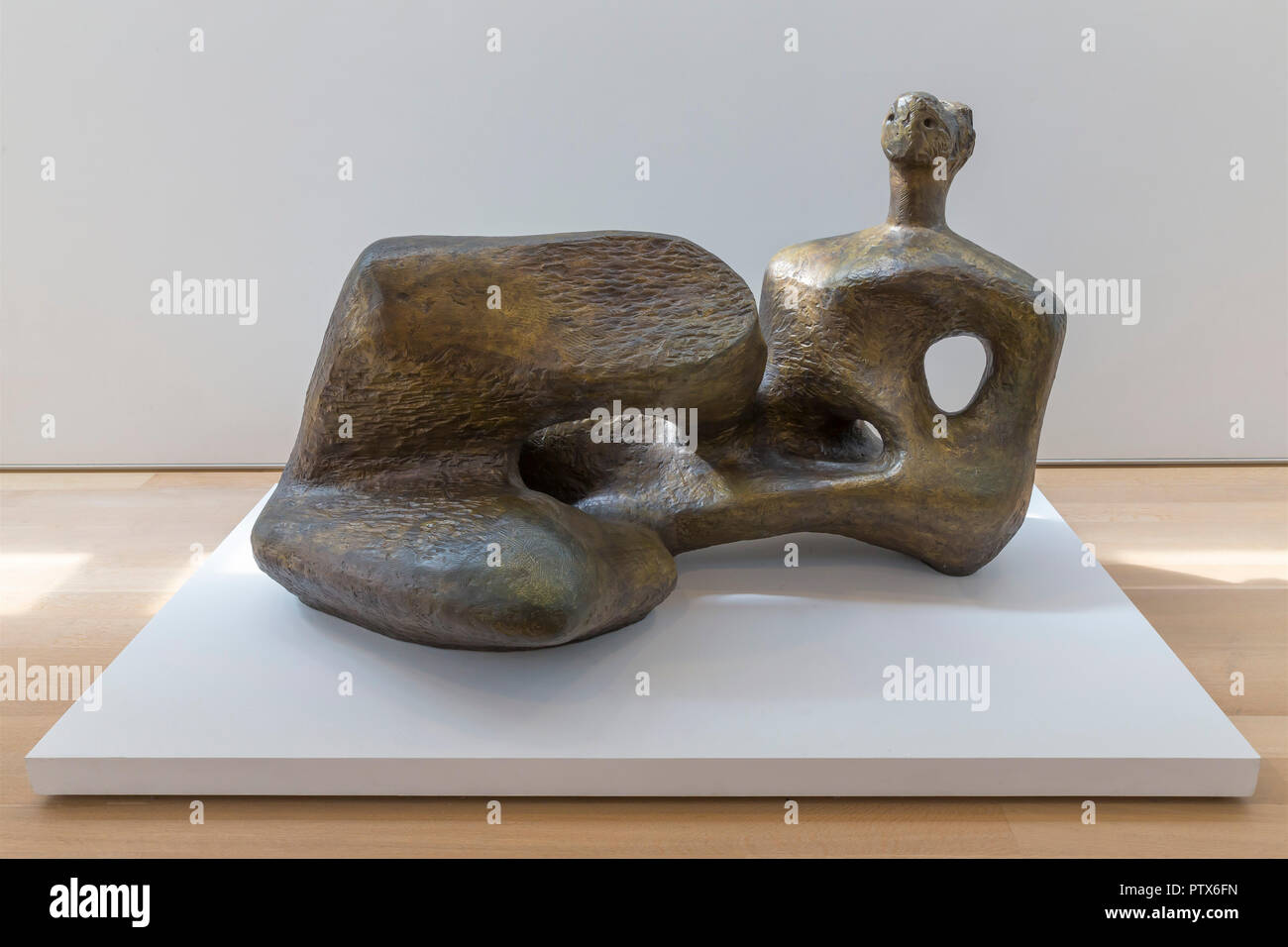 Maquette for UNESCO Reclining Figure, Henry Moore, 1957, Art Institute of Chicago, Chicago, Illinois, USA, North America Stock Photo