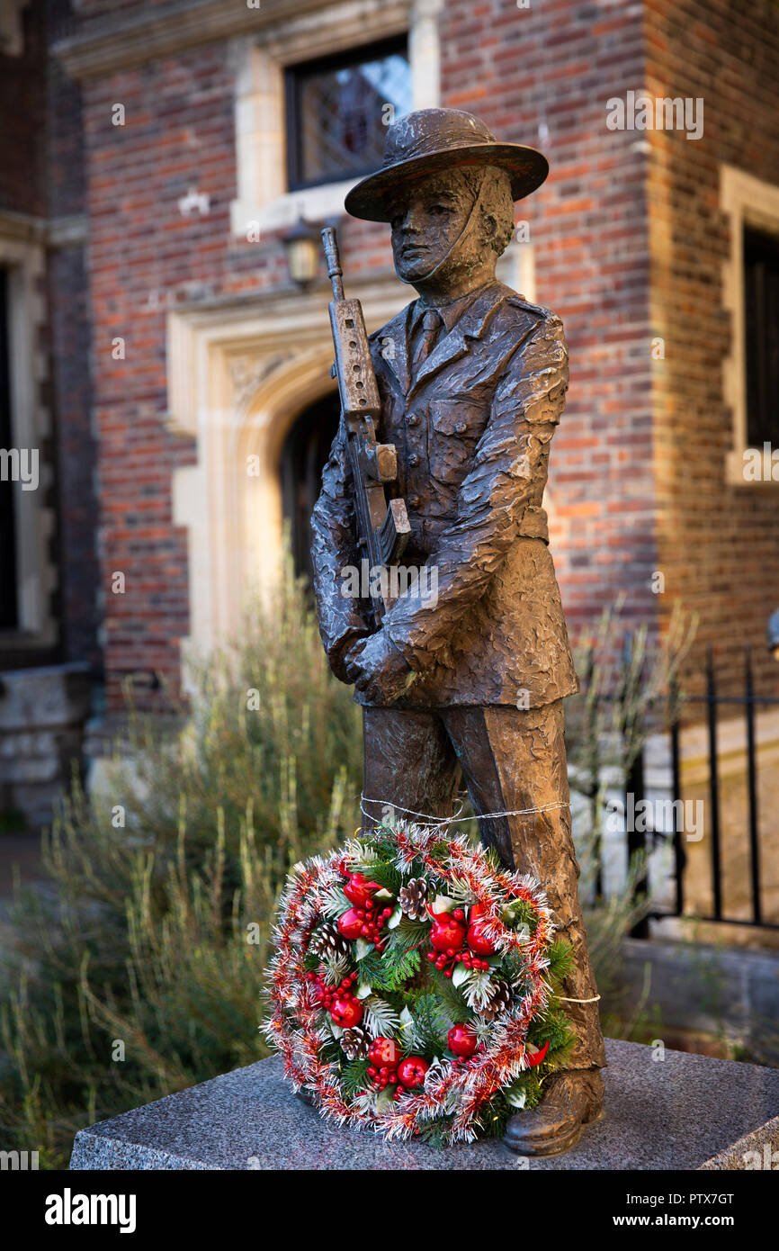 UK, Kent, Maidstone, Town Centre, St Faith’s Street, Maidstone Museum, Christmas wreath on Gurkha Regiment memorial Stock Photo