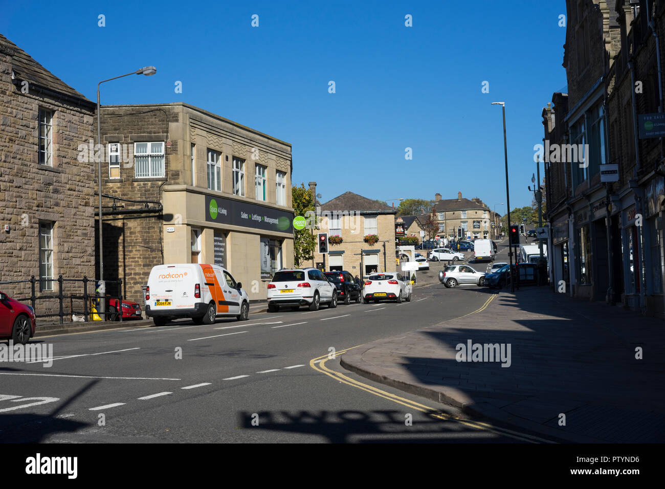 Glossop town centre hires stock photography and images Alamy