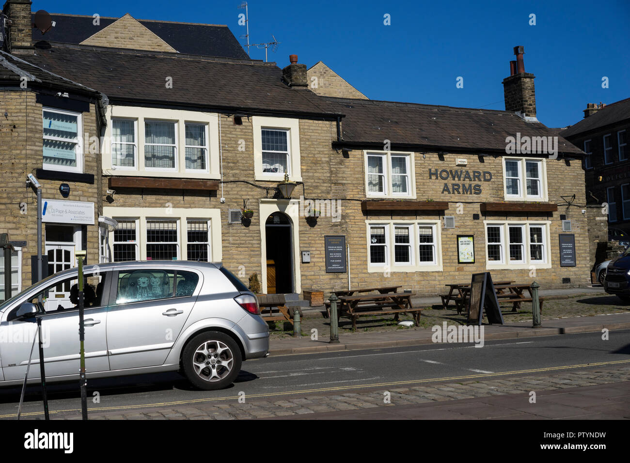 Howard Arms public house, Glossop, Derbyshire, UK Stock Photo Alamy