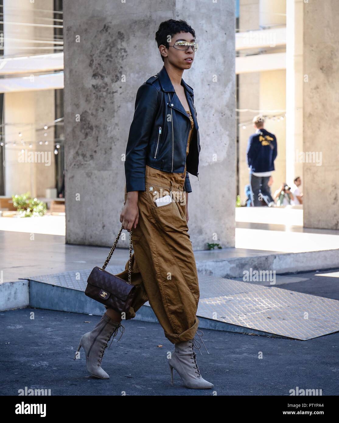 PARIS, France- September 26 2018: Women on the street during the Paris Fashion Week. Stock Photo
