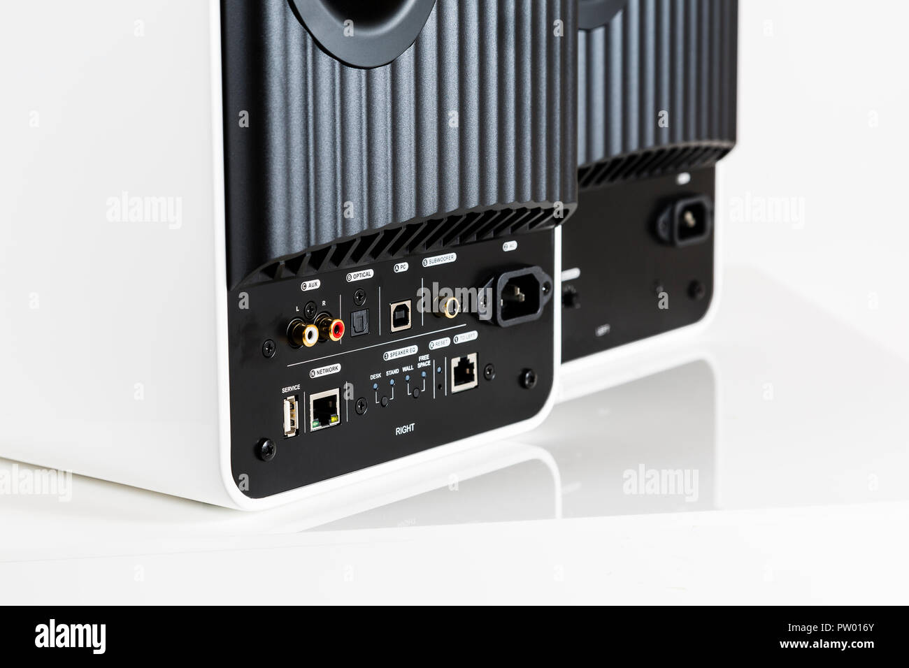 kef ls50 wireless connections