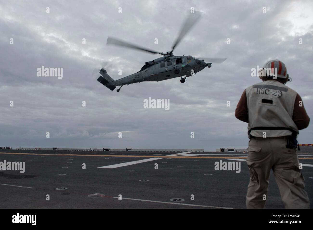 U s navy electronics technician 3rd hires stock photography and images