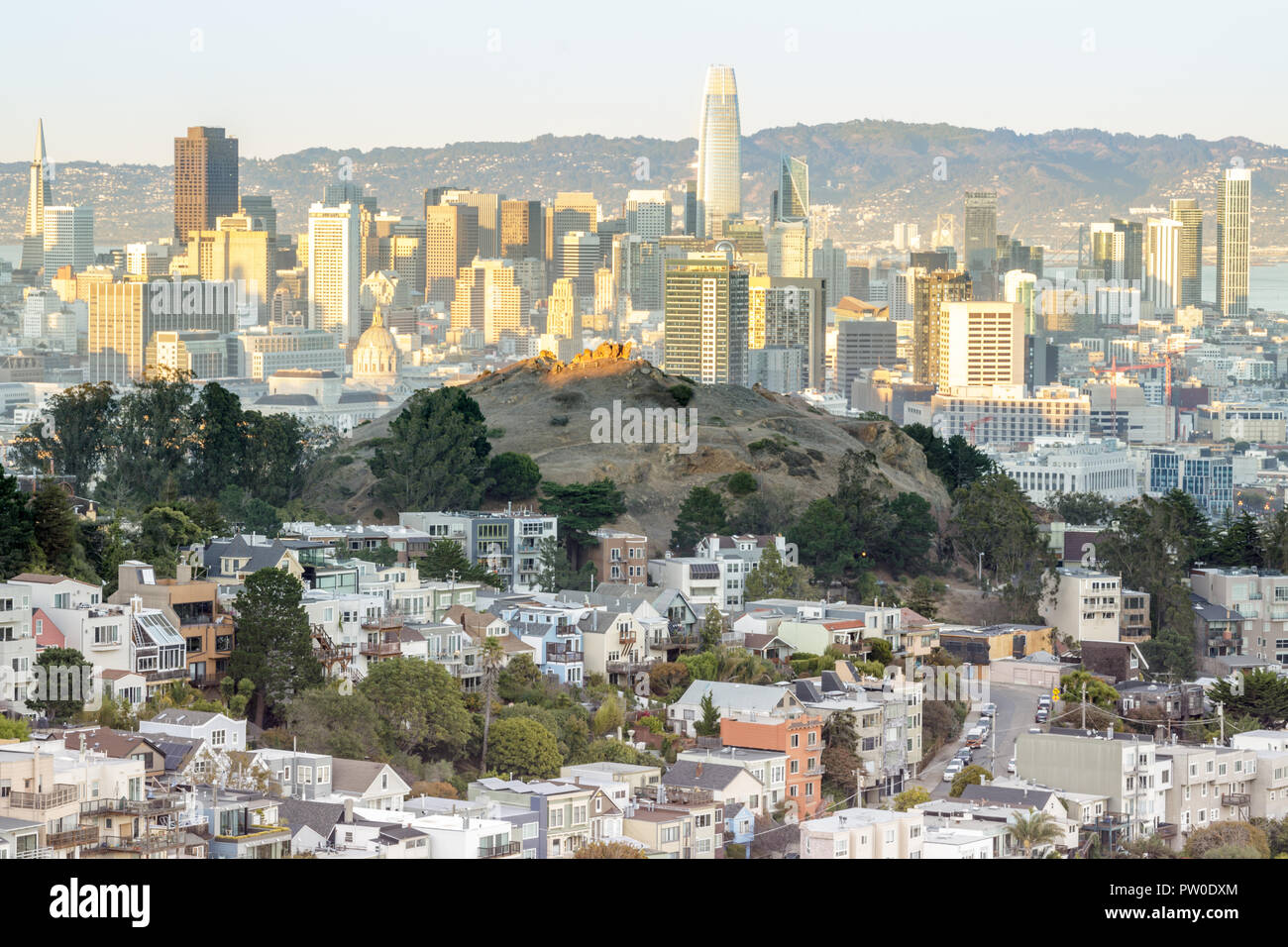 Twin peaks san francisco sunset hires stock photography and images Alamy