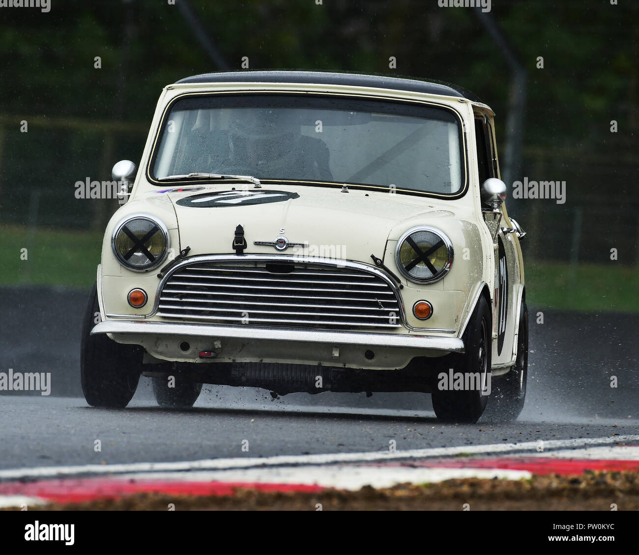 Larry Warr Morris Mini Cooper S Hscc Hrsr Historic Touring Cars