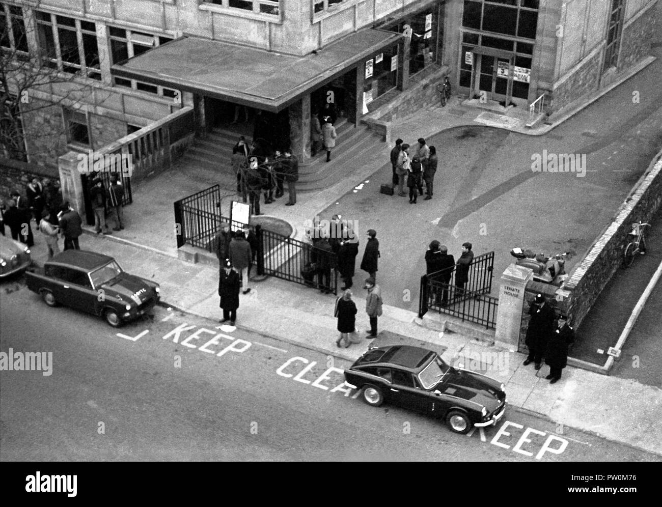 Police and press gather outside a student protest sit-in at Bristol University’s Senate House administrative building in 1968.  The students marched on the building on 5 December and took it over for 11 days.  They were campaigning for a greater say in the running of the university.  They also wanted the university’s students’ union to be opened up to students from other educational establishments in the city. Stock Photo