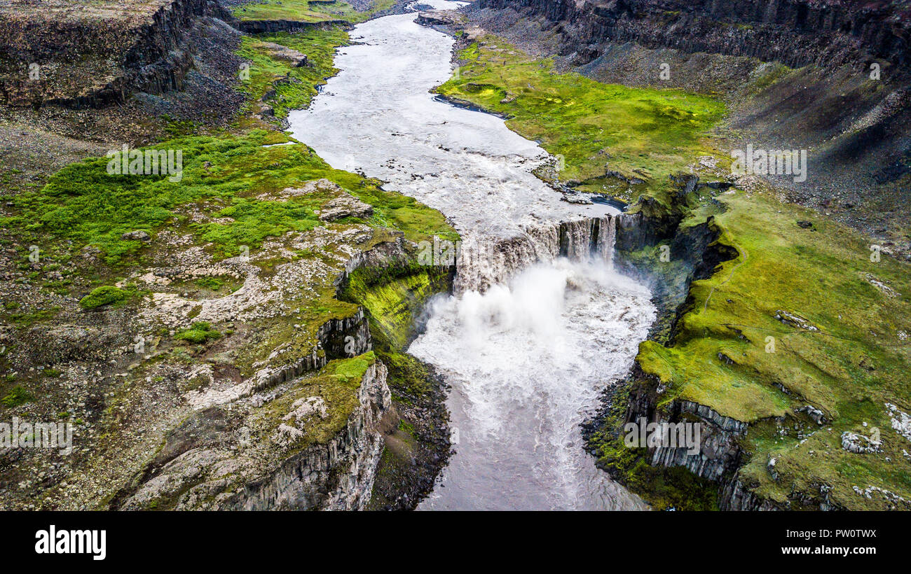Hafragilsfoss, downstream from Dettifoss, Jökulságljúfur canyon, Northeast Iceland Stock Photo