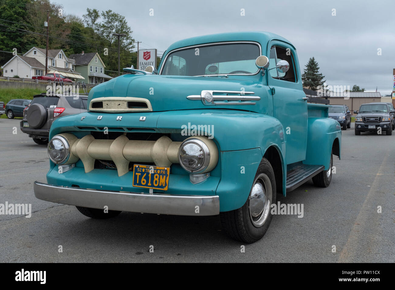 1952 Ford pickup truck Stock Photo