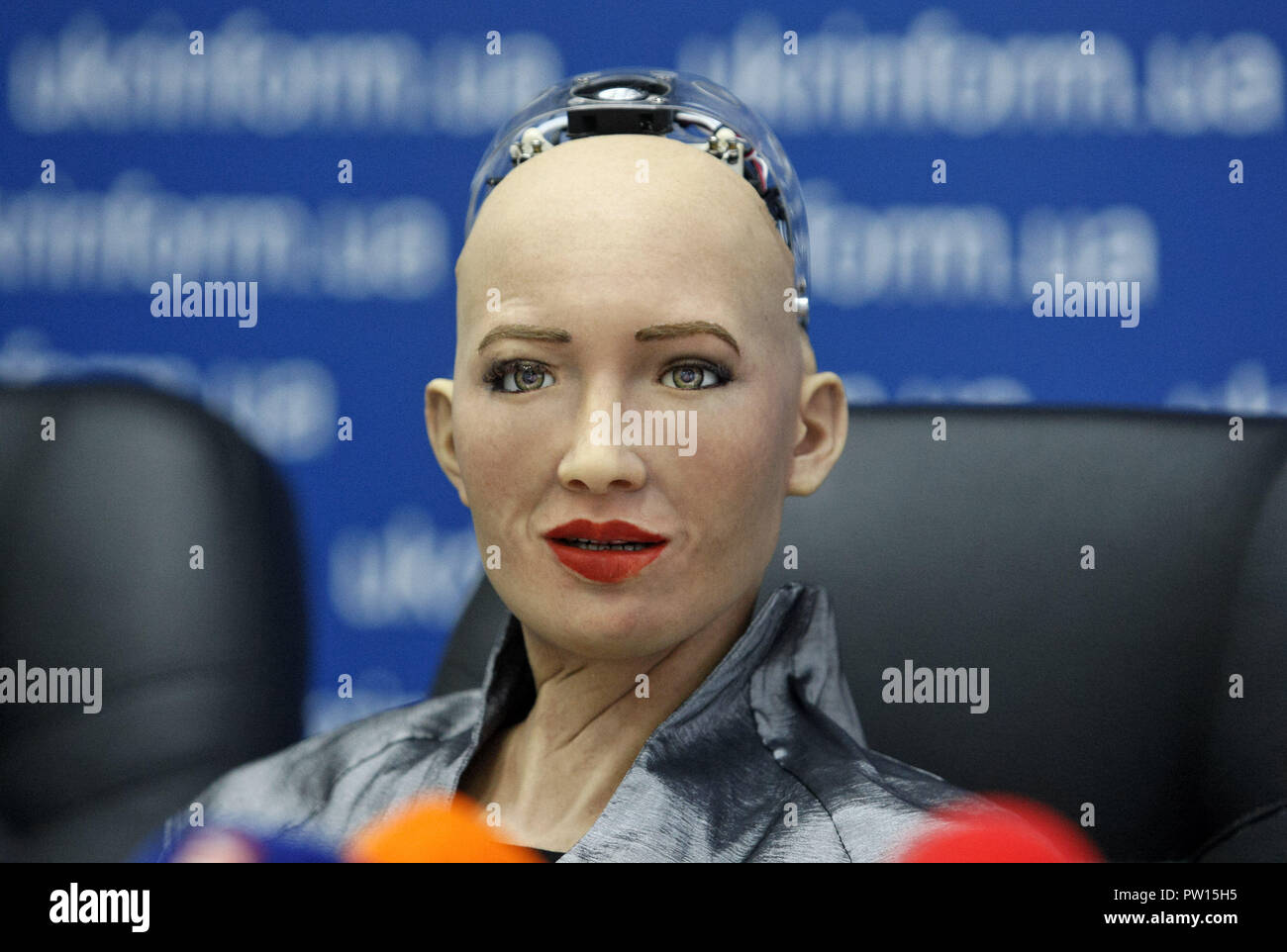Kiev, Ukraine. 11th Oct, 2018. The humanoid robot Sophia speaks at a press  conference in Kiev. The robot Sophia arrived to Ukraine to take part in the  final of the all-Ukrainian competition