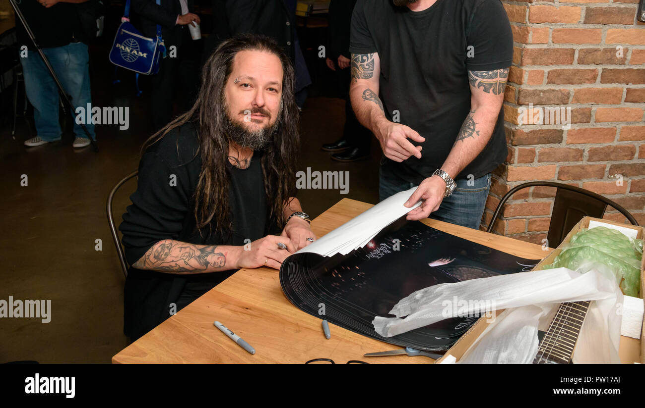 Jonathan davis hires stock photography and images Alamy