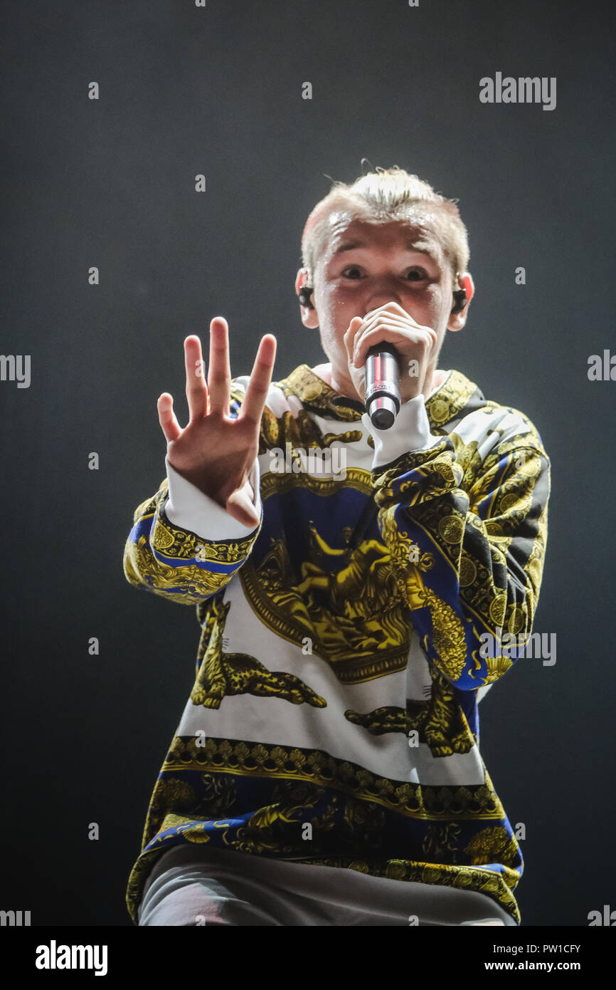 Zürich, Switzerland - October 11, 2018. The Norwegian pop duo Marcus & Martinus performs a live concert at Hallenstadion in Zürich. (Photo credit: Gonzales Photo - Tilman Jentzsch). Credit: Gonzales Photo/Alamy Live News Stock Photo