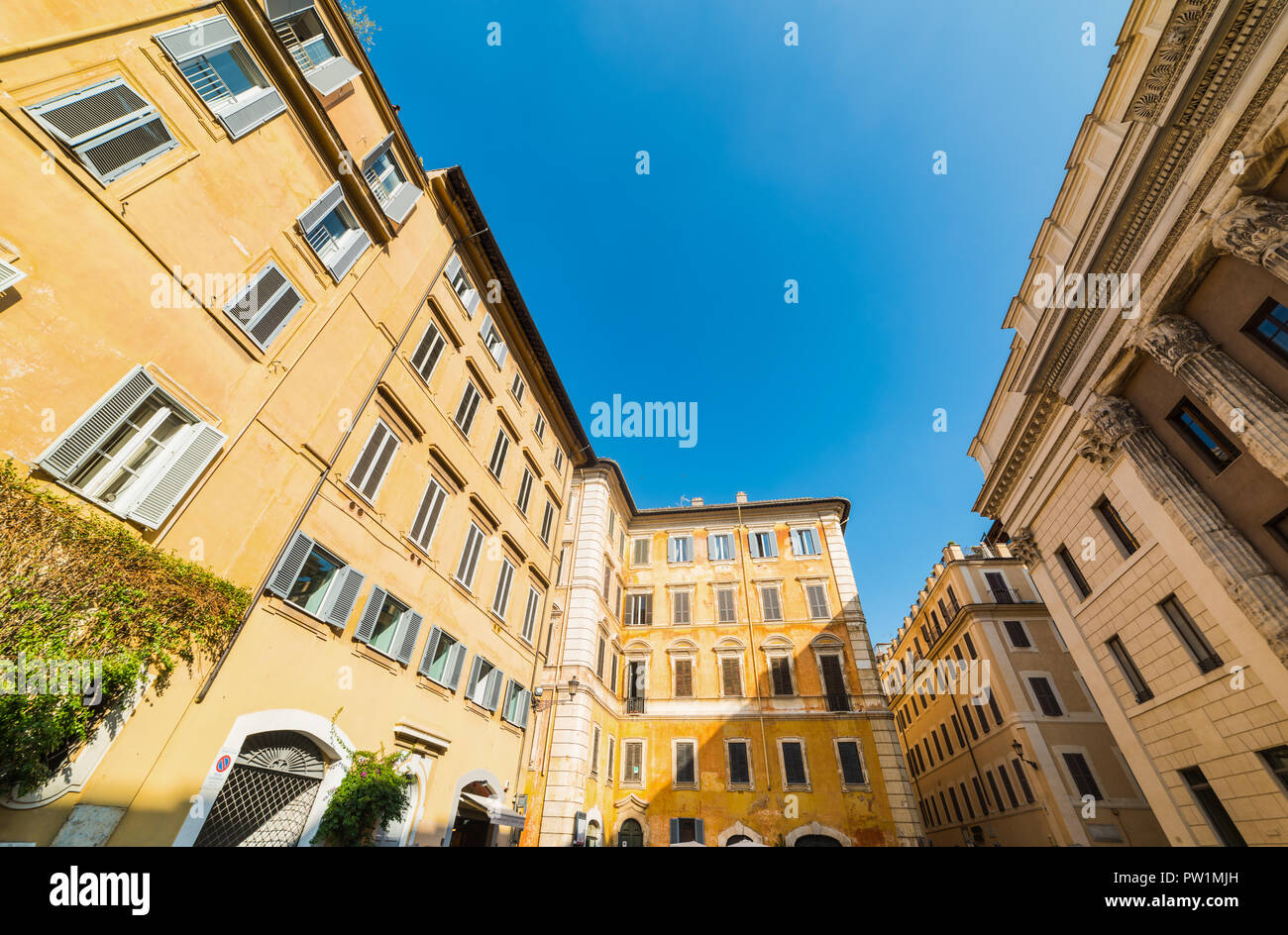 old buildings in Rome Stock Photo - Alamy