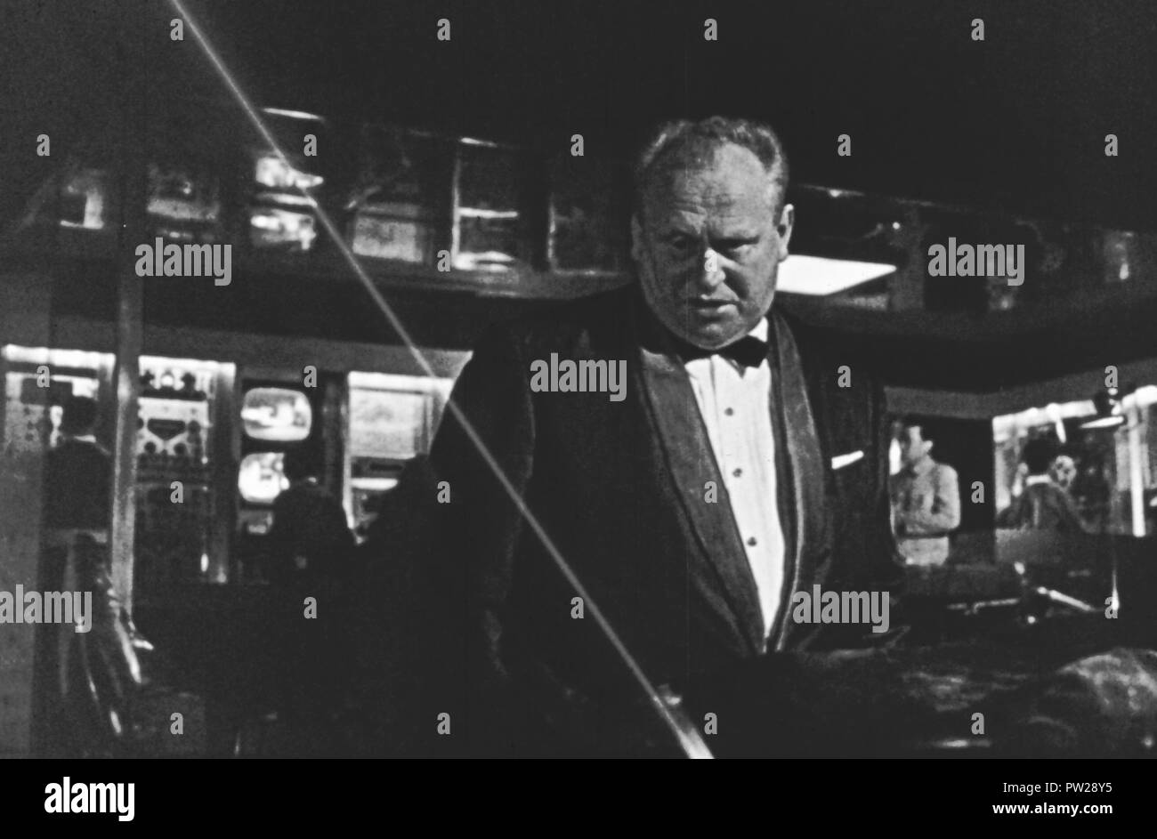 Original Goldfinger High Resolution Stock Photography and Images Alamy