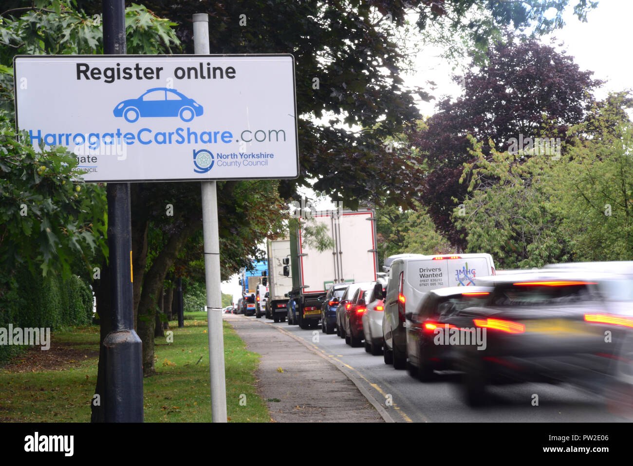 Harrogate council town signs hires stock photography and images Alamy