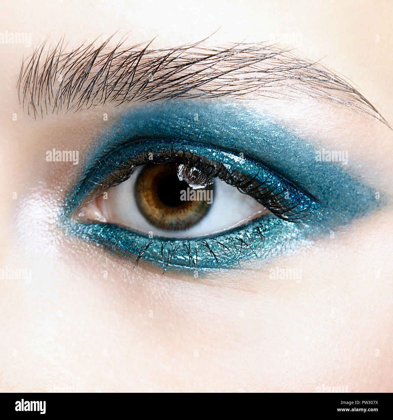 Blue Green Eyes Makeup