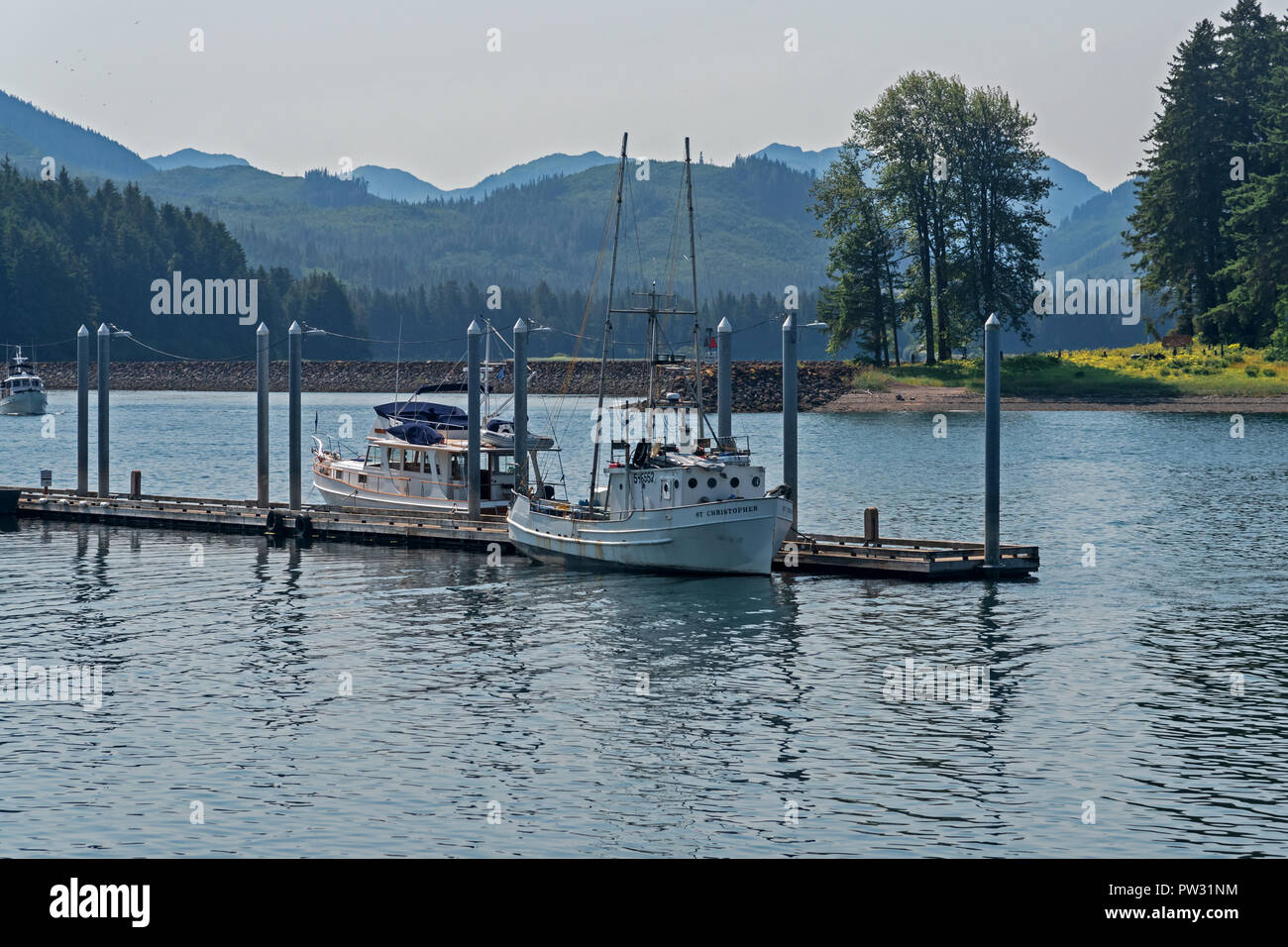 Boats travel tourism hires stock photography and images Alamy