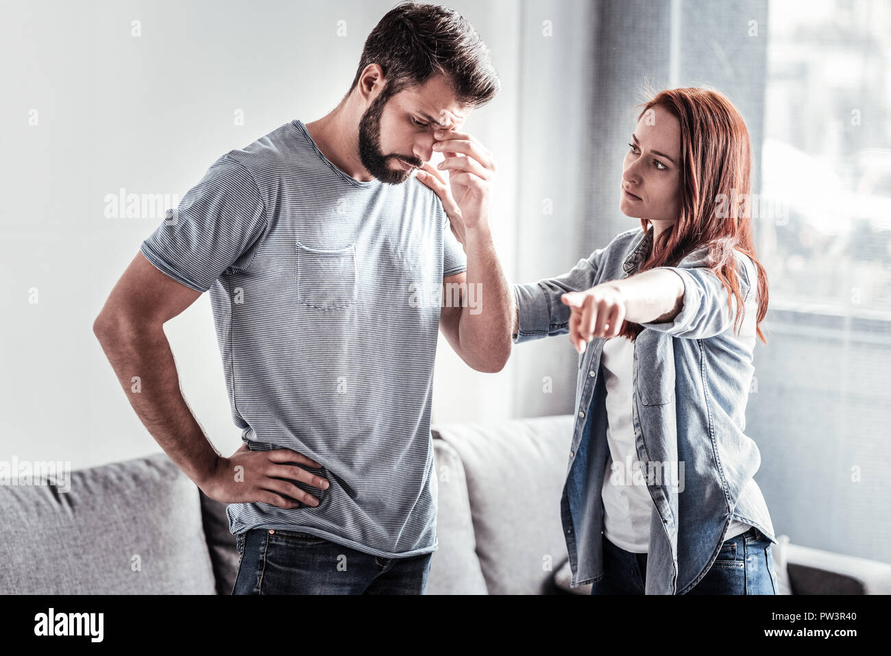 Divorce couple door hi-res stock photography and images - Alamy