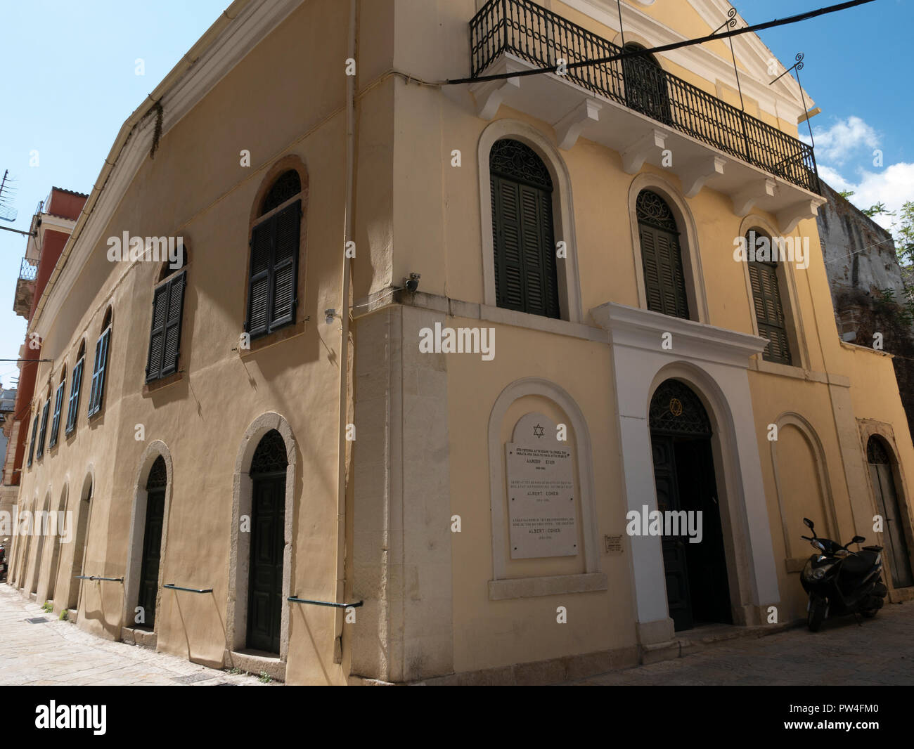 The Synagogue, Corfu Town, Corfu, Ionian Islands, Greece. Stock Photo