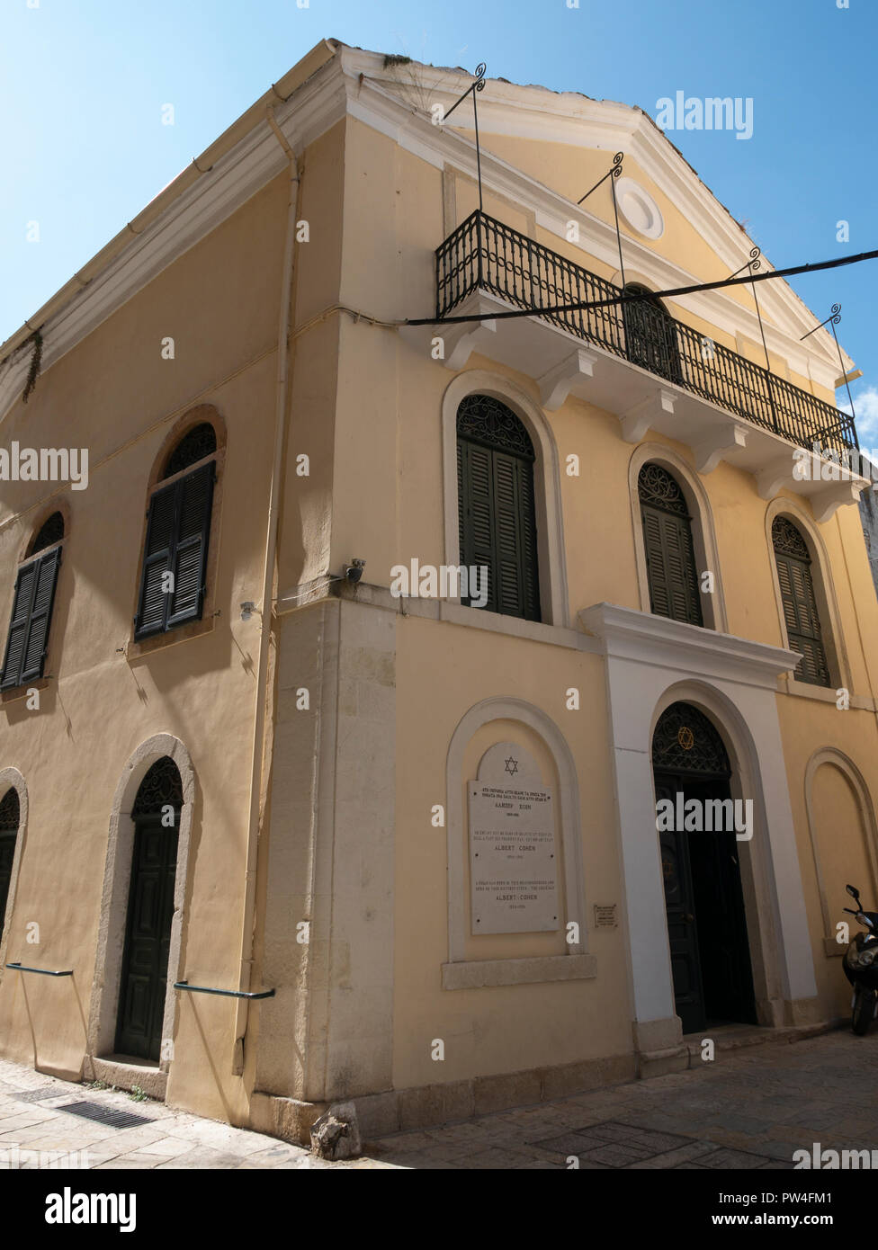 The Synagogue, Corfu Town, Corfu, Ionian Islands, Greece. Stock Photo