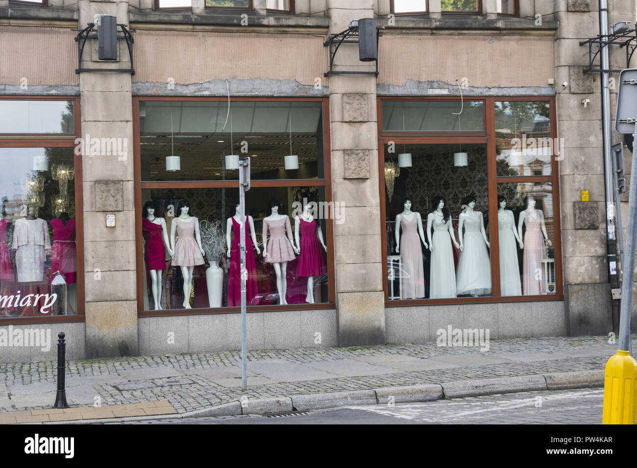 shop for womens clothes