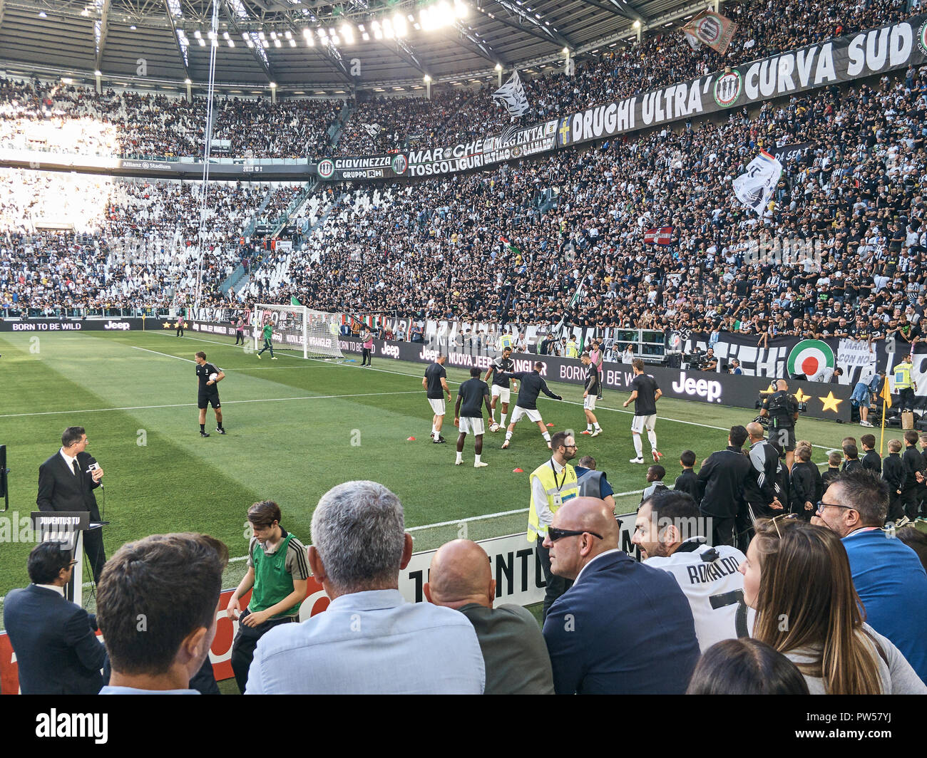 Juventus team group hi-res stock photography and images - Page 3 - Alamy