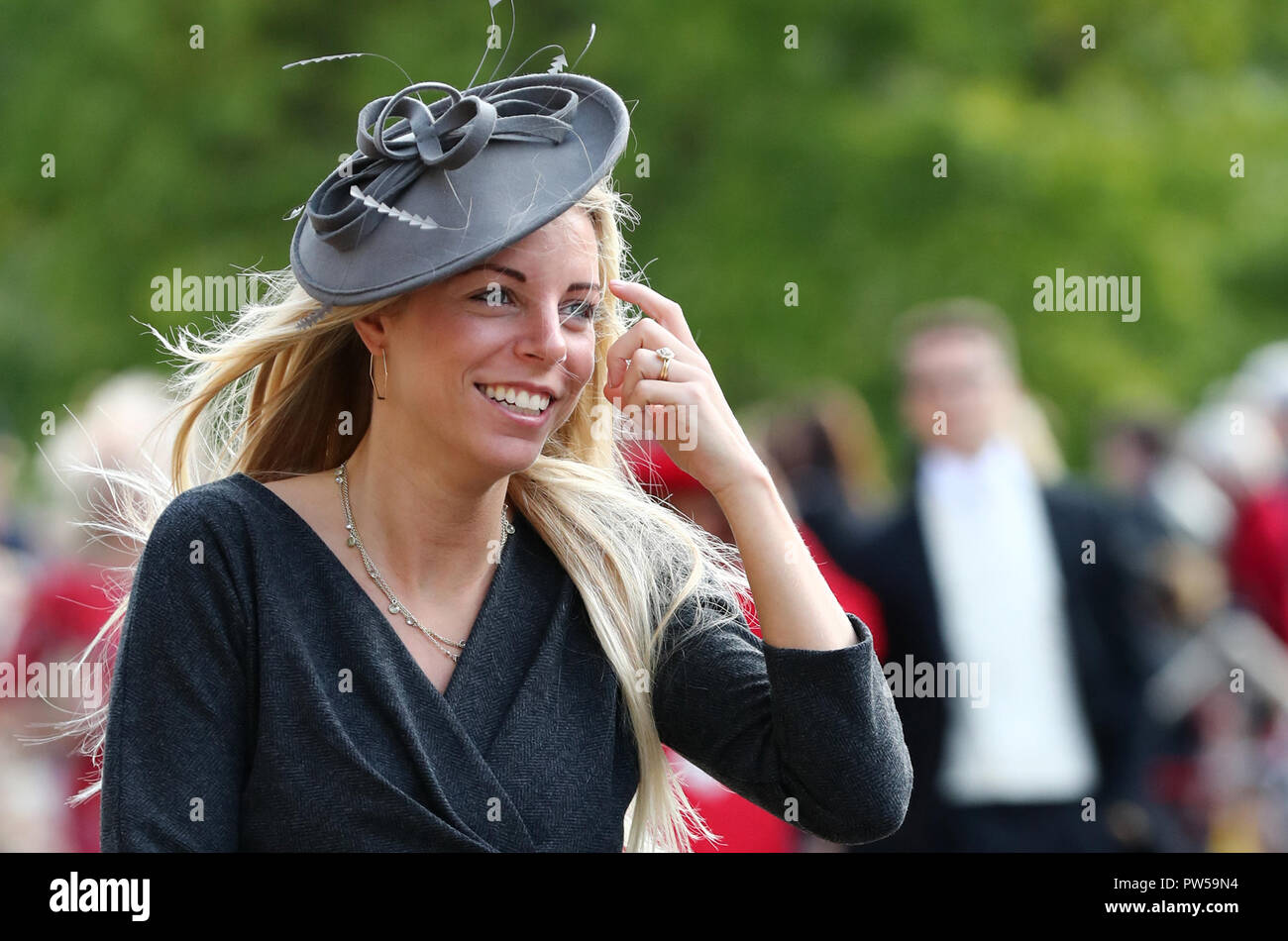 Chelsy Davy arrives ahead of the wedding of Princess Eugenie to Jack(01)