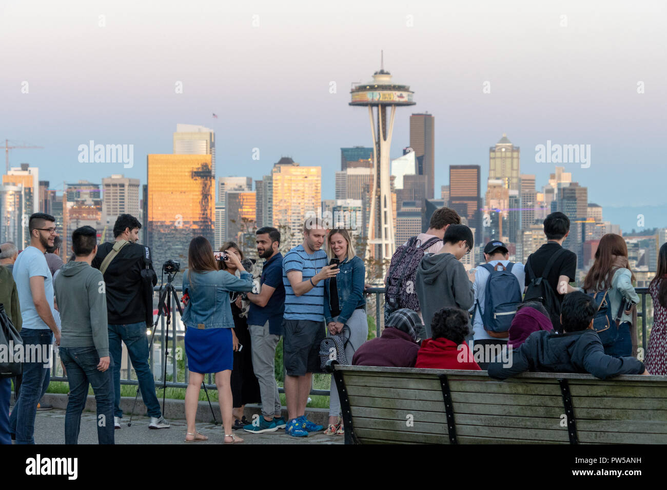 SEATTLE, WASHINGTON, MAY 12, 2018 Residents and tourists alike visit Queen Anne Hill's Kerry SEATTLE, WASHINGTON, MAY 12, 2018 Residents and tourists alike visit Queen Anne Hill's Kerry
