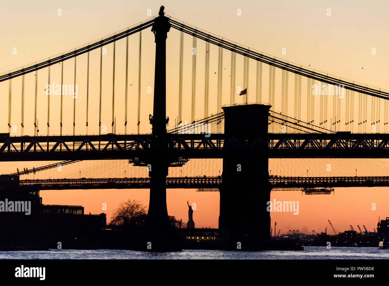 Modern sky and bridges hi-res stock photography and images - Alamy