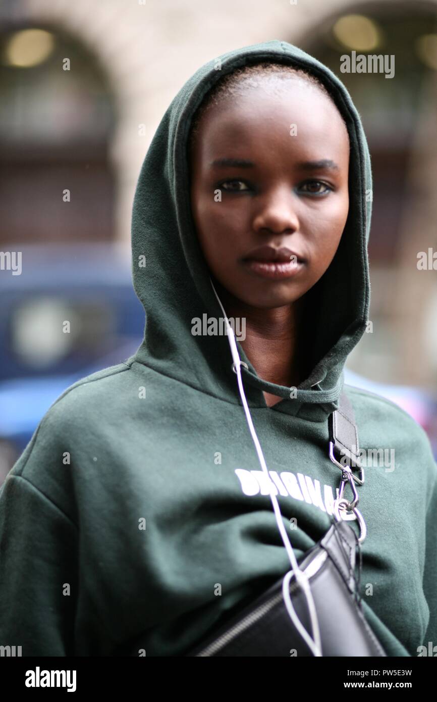 Ss19 hi res stock photography and images Alamy