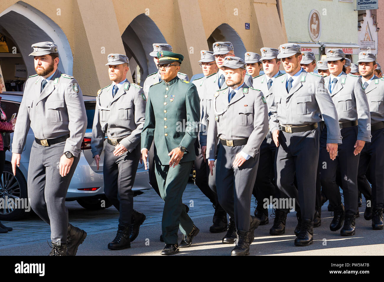 Neuoetting Germany 12 Oct 18 New Recruits In The Mountain Infantry Division Of The Bundeswehr March Before The Swearing In Ceremony Credit Jesus Fernandez Credit As Alamy Live News Stock Photo Alamy
