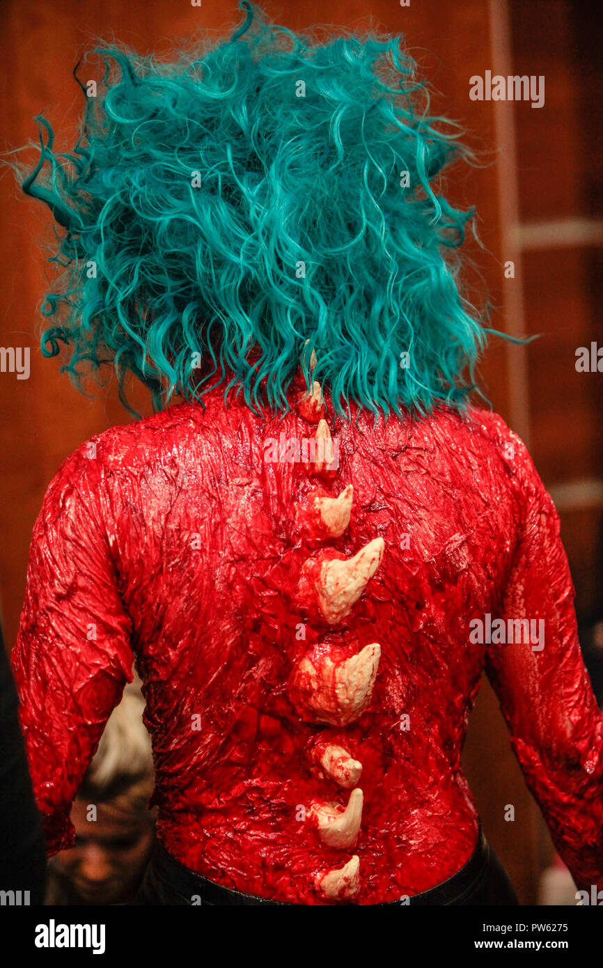 Artist Body Painting Live Model High Resolution Stock Photography and ...