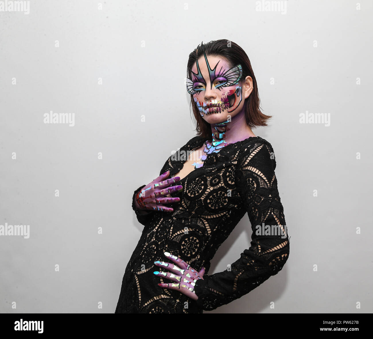 Artist Body Painting Live Model High Resolution Stock Photography and ...