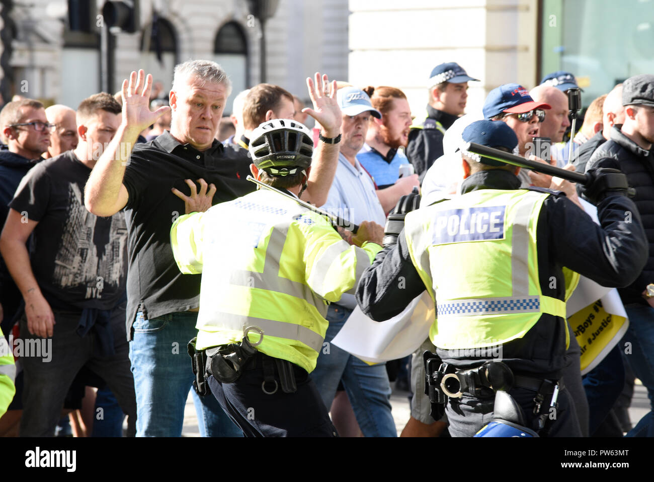 Democratic Football Lads Alliance DFLA Marching Towards Parliament ...