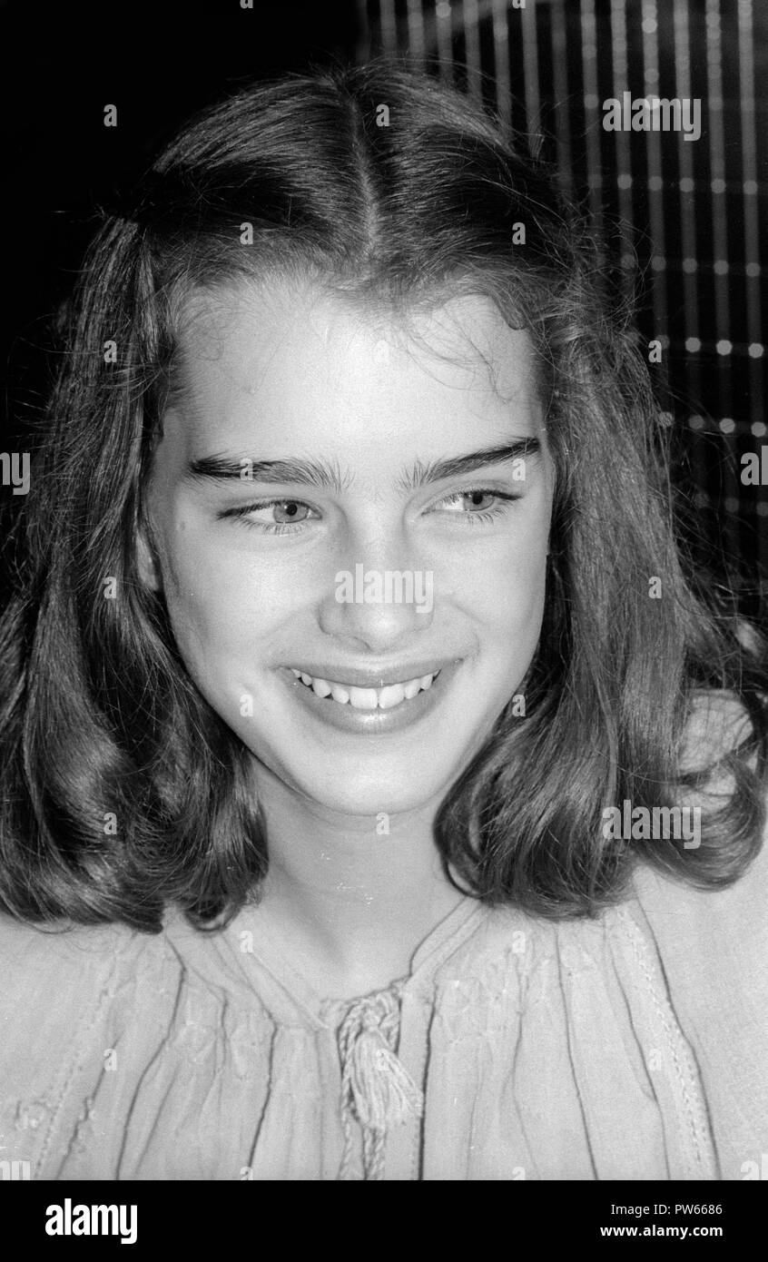 Brooke shields Black and White Stock Photos & Images - Alamy