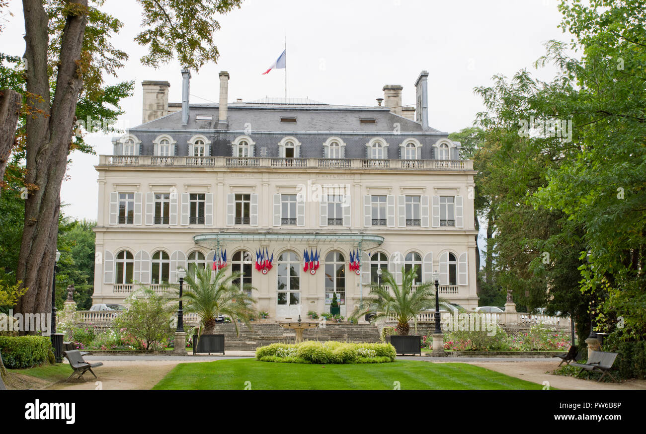Hotel de Ville gardens Epernay Stock Photo