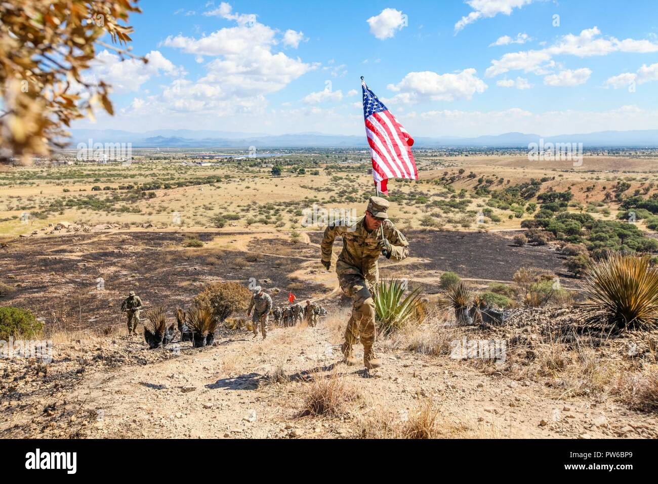 40th Expeditionary Signal Battalion Hi-res Stock Photography And Images ...