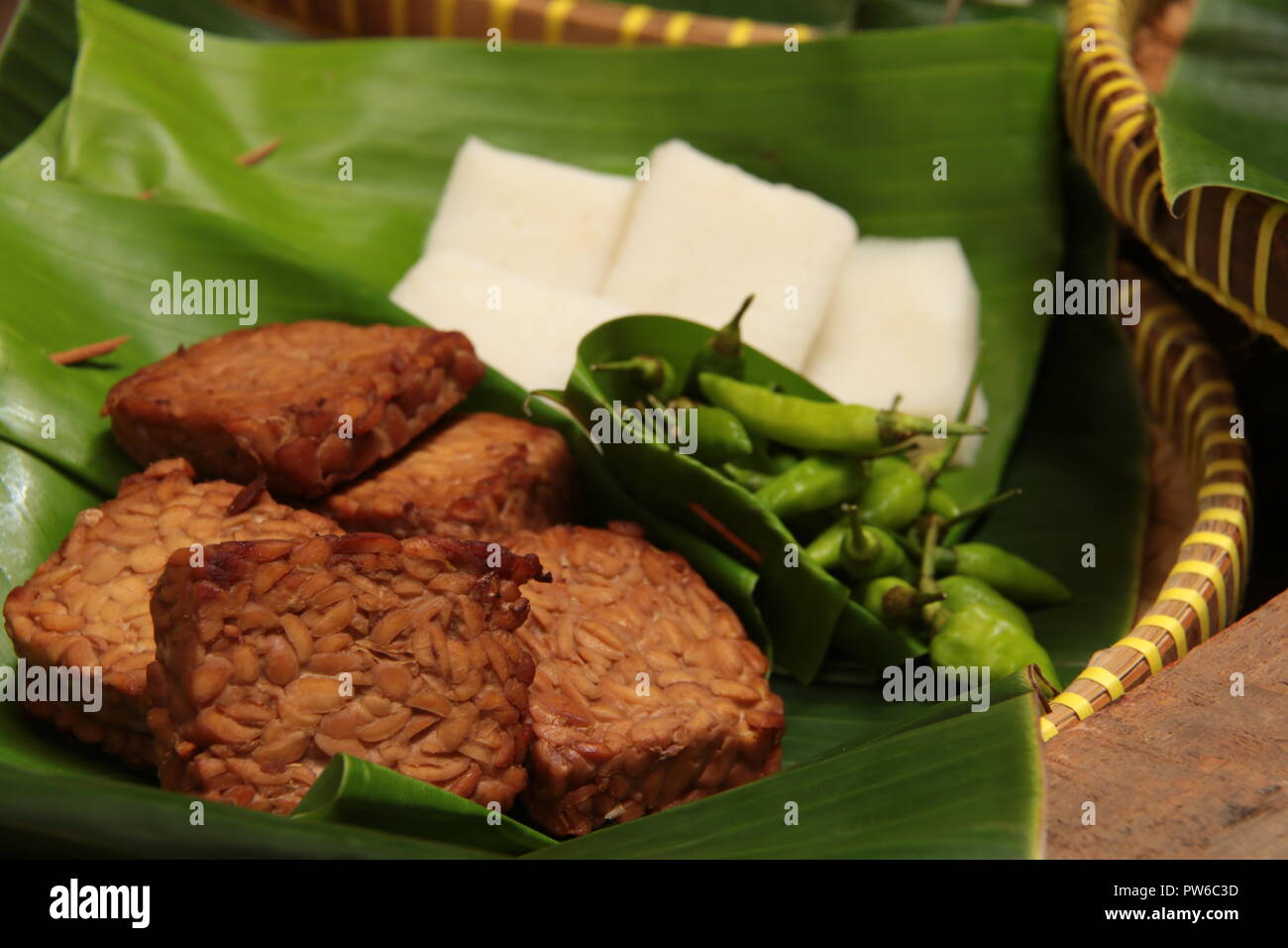 Jadah Tempe, the traditional snack of glutinous rice and coconut cake