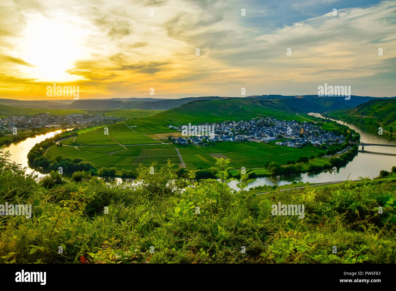 Leiwen moselle valley loop mosel hi-res stock photography and images ...