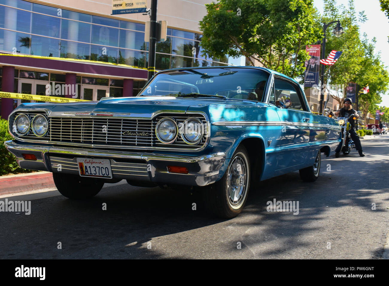 Car cruise hi-res stock photography and images - Alamy