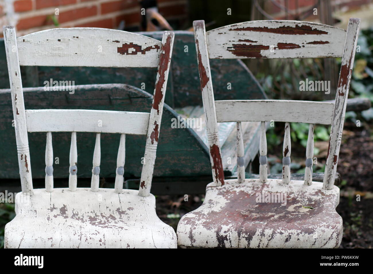 Antique chairs hires stock photography and images Alamy