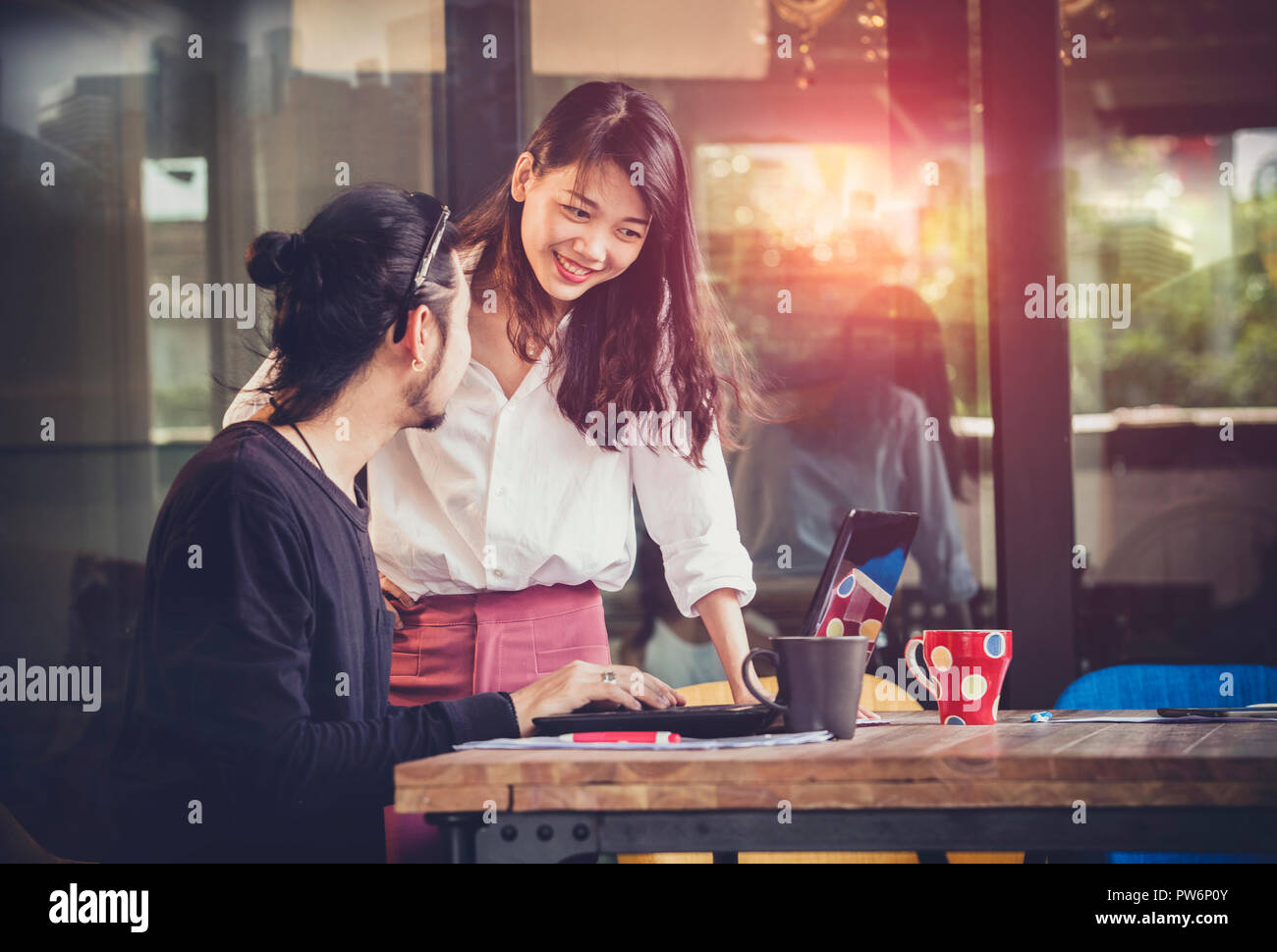 Asian man woman freelance hi-res stock photography and images - Alamy