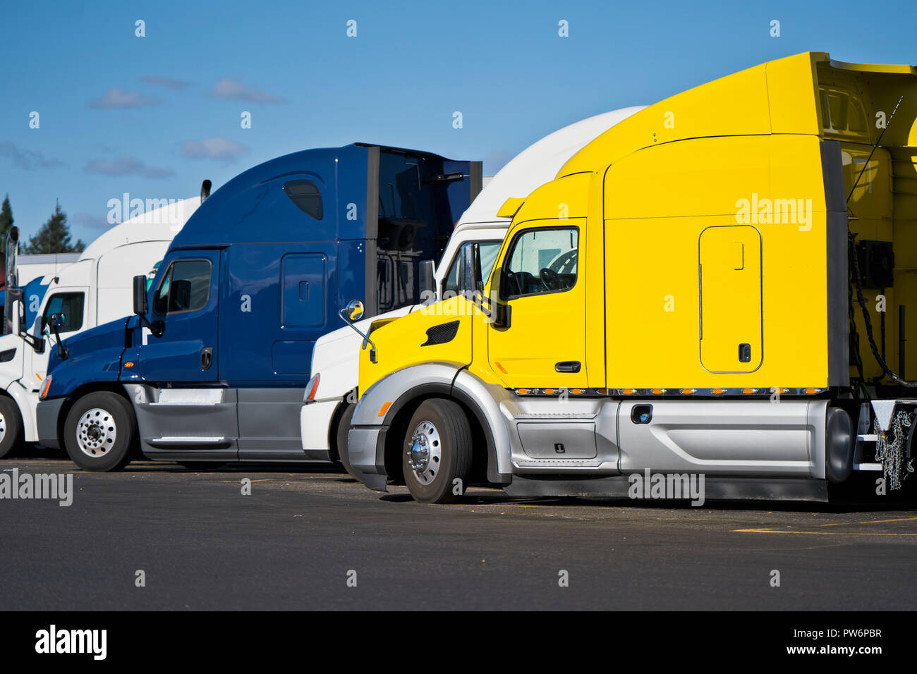 Lorry routes hires stock photography and images Alamy