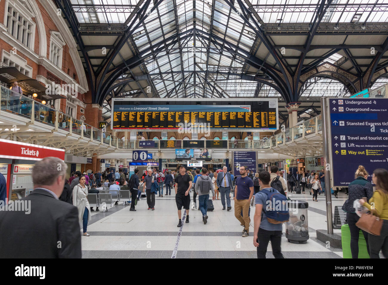 Liverpool Street Railway Station, London, England, UK Stock Photo - Alamy