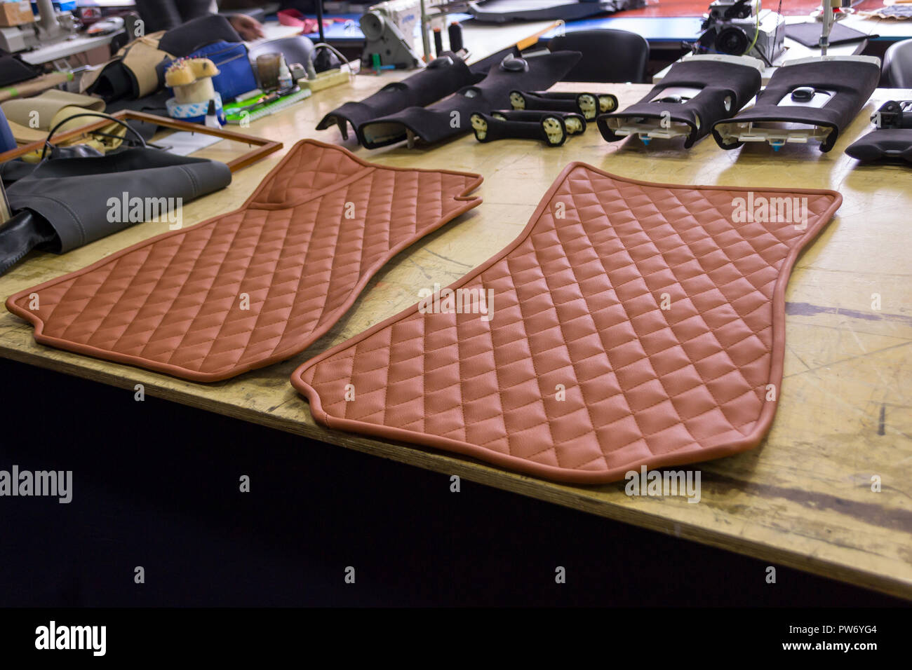 Car 3D handmade rugs with diamondshaped stitching threads of brown