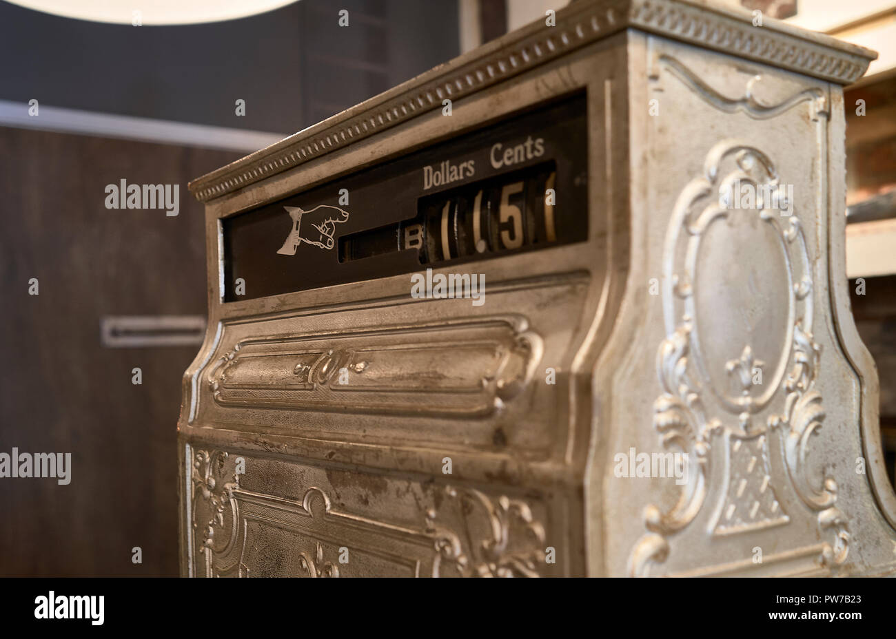 old cash register Stock Photo - Alamy