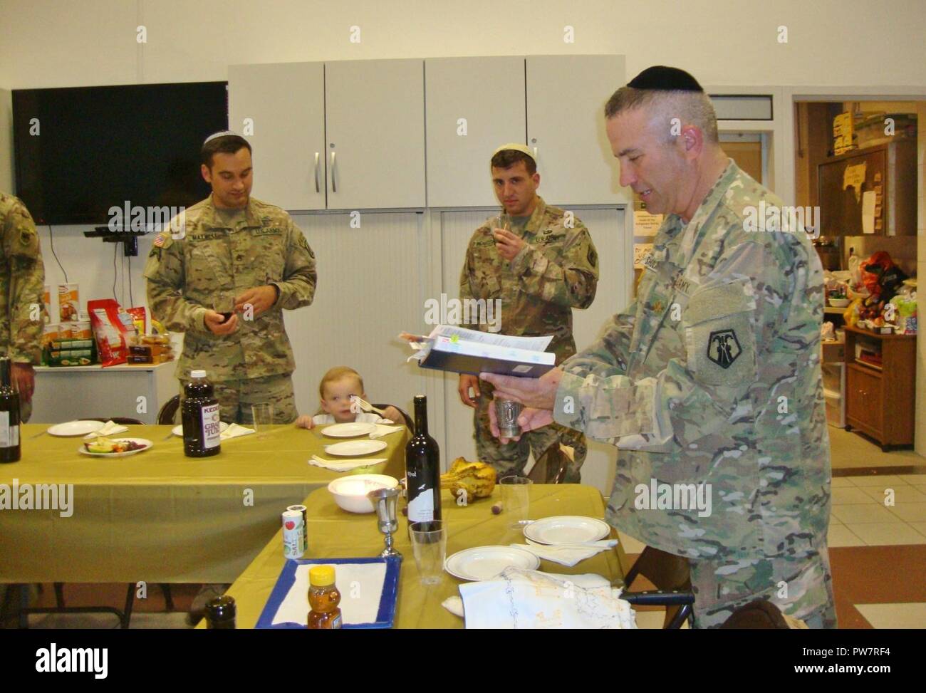 Chaplain Maj. Andrew Shulman, of the 88th Chaplain Detachment, 7th Mission Support Command, leads worship services for Rosh Hashanah (Jewish New Year) at Caserma Ederle in Vicenza, Italy. Stock Photo